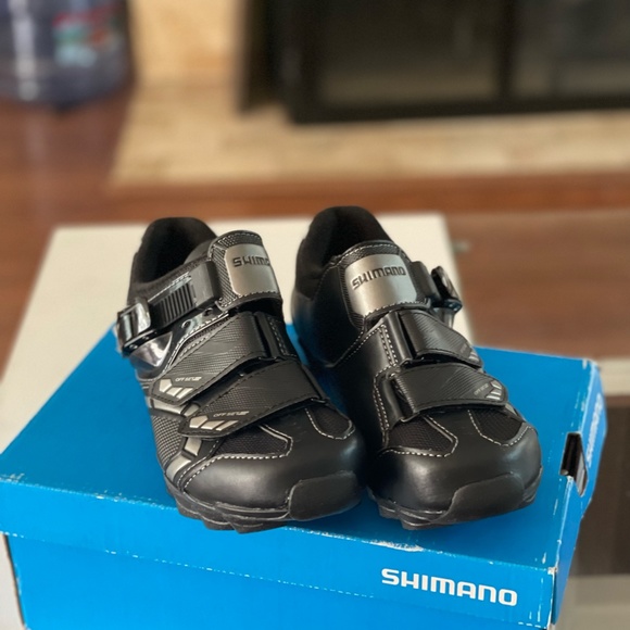 Shimano Cycling shoes (Black) - Picture 2 of 6